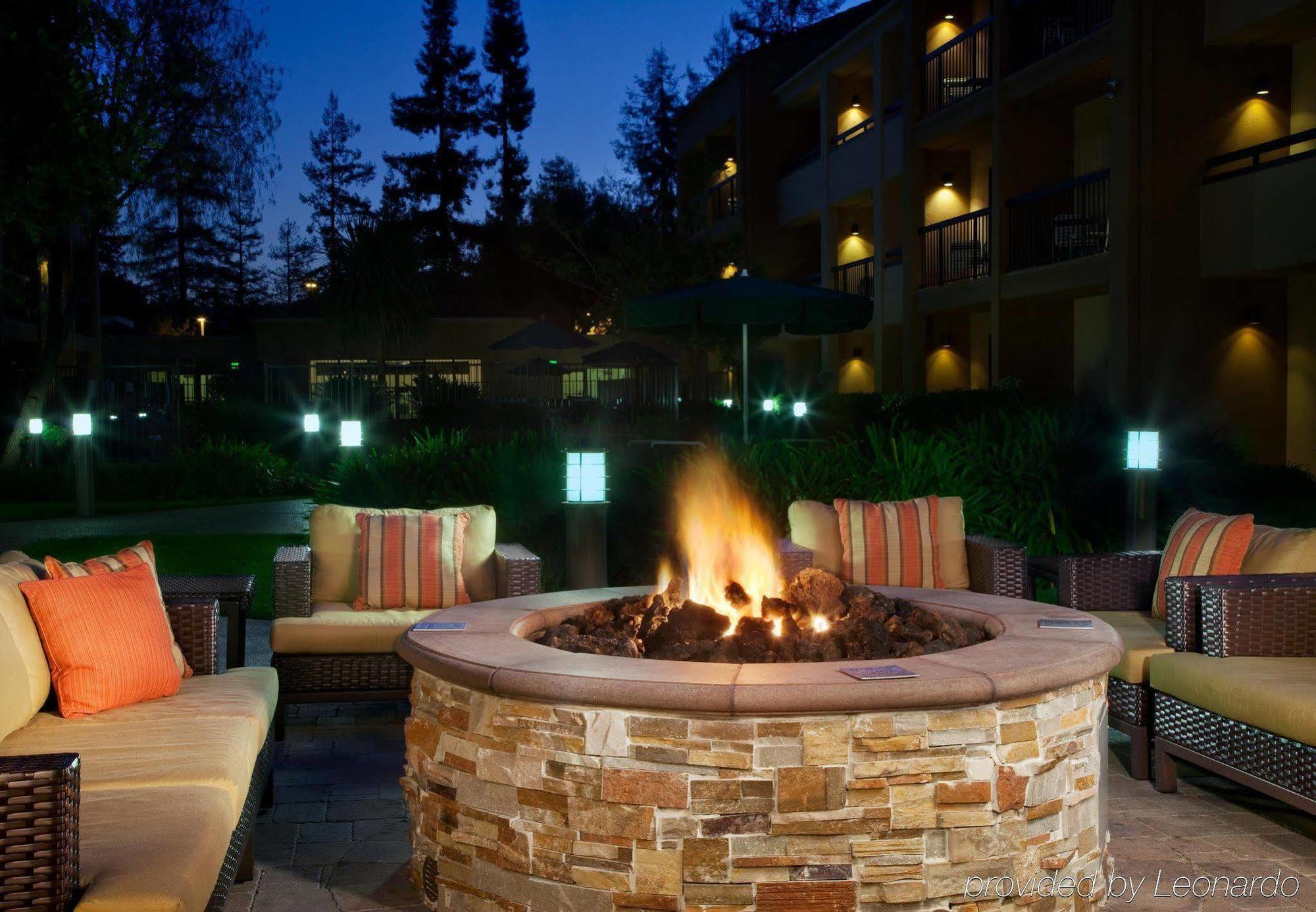 Courtyard San Jose Cupertino Hotel Exterior photo